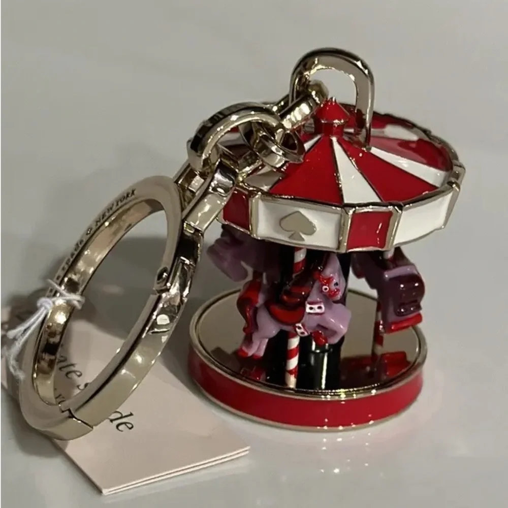 NWT Kate Spade Winter Wonders Carousel 3D Crossbody Bag Novelty Collector &Charm - Picture 2 of 8